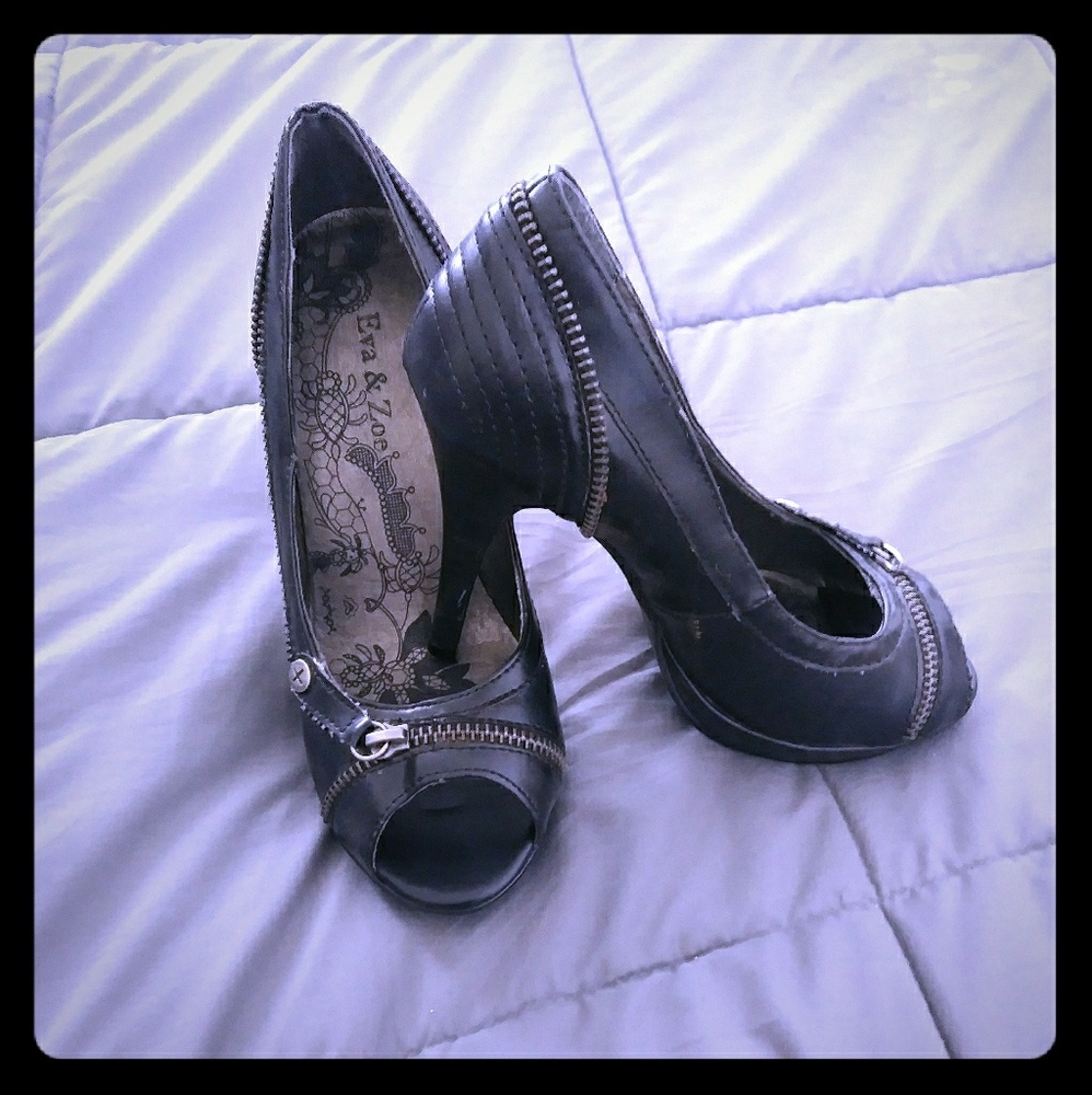 Eva & Zoe heels